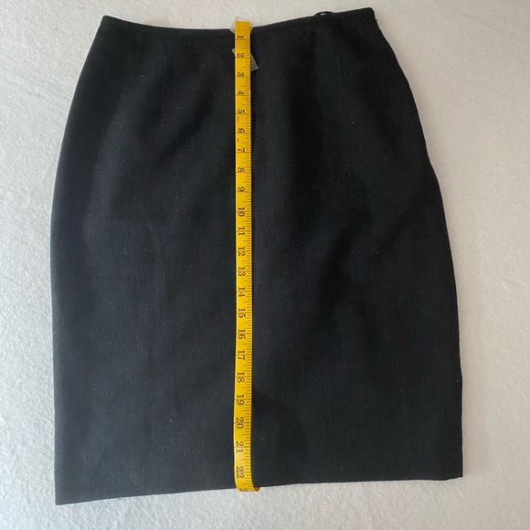 Vintage  - Linda Allard Ellen Tracey 100% Wool Pencil Skirt. - Picture 5 of 9